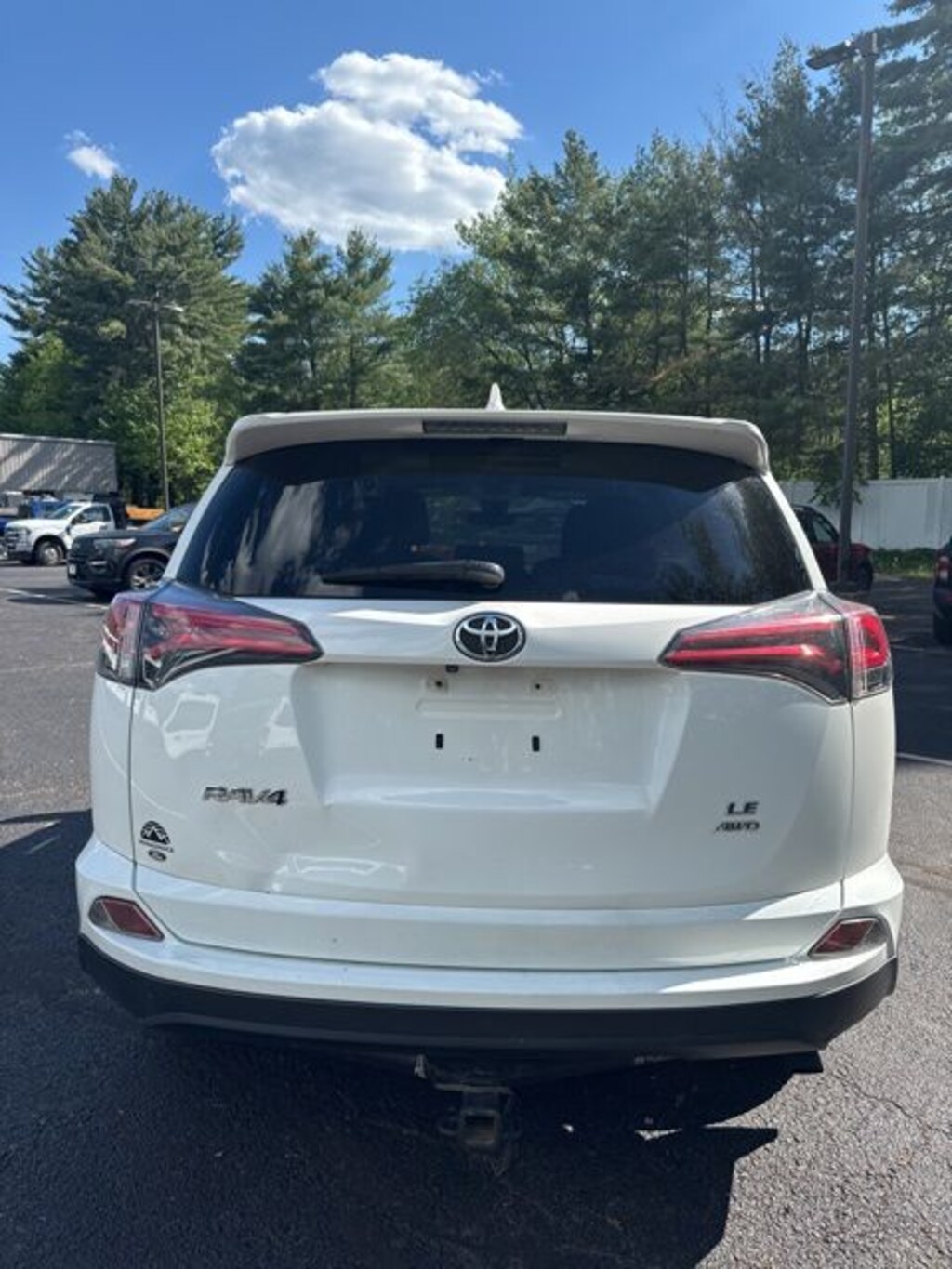 Used 2018 Toyota RAV4 LE SUV