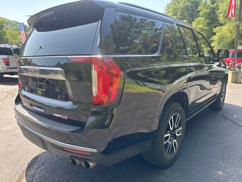 Used 2024 GMC Yukon AT4 SUV