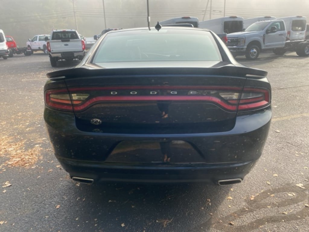 Used 2019 Dodge Charger SXT Sedan