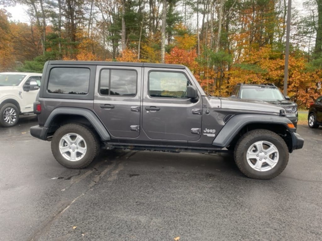 Used 2018 Jeep Wrangler Unlimited Sport S SUV