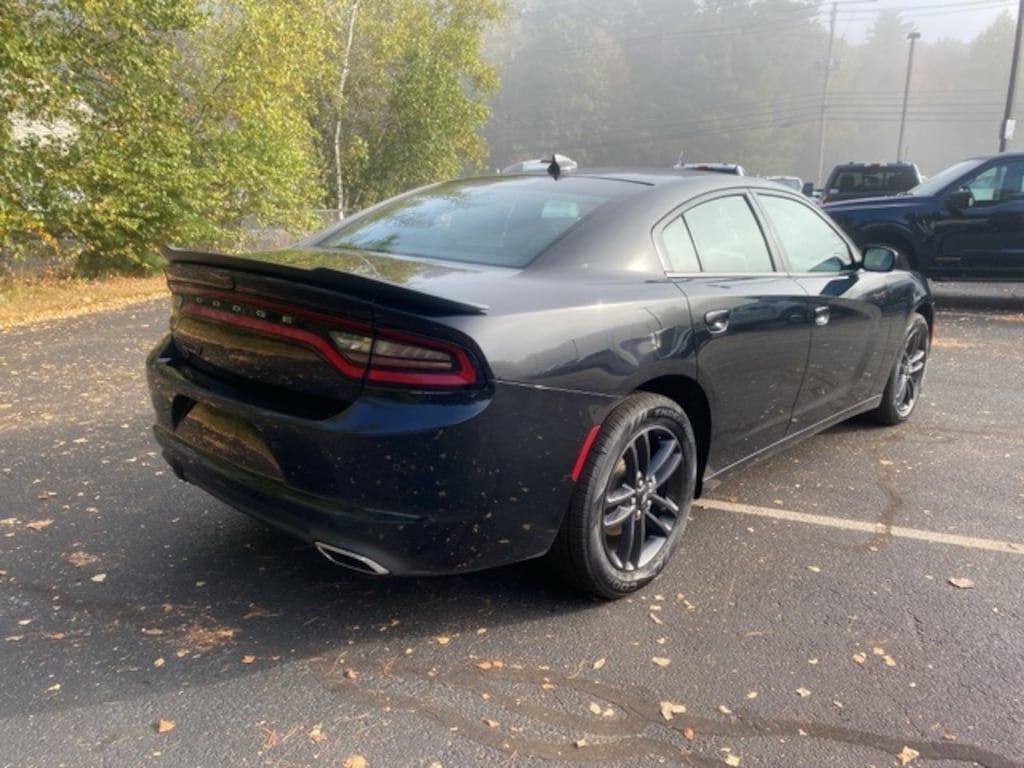 Used 2019 Dodge Charger SXT Sedan