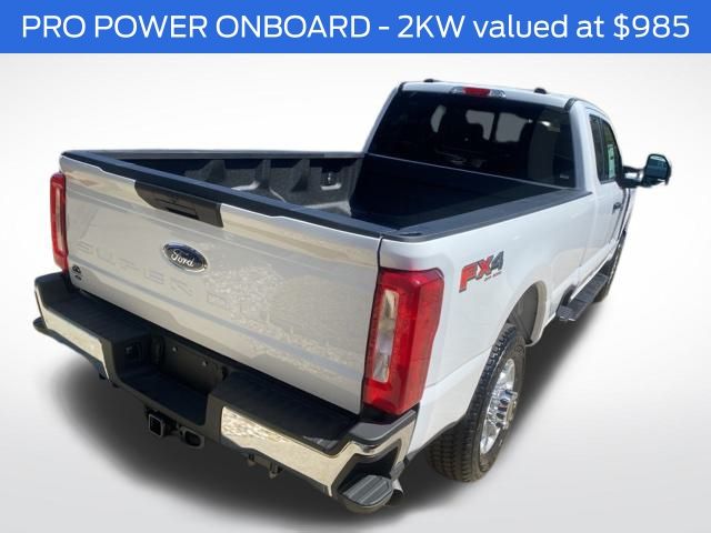 2025 Ford F-250 XLT photo 3