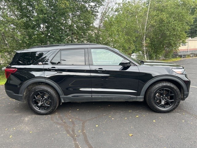 2022 Ford Explorer Timberline photo 2