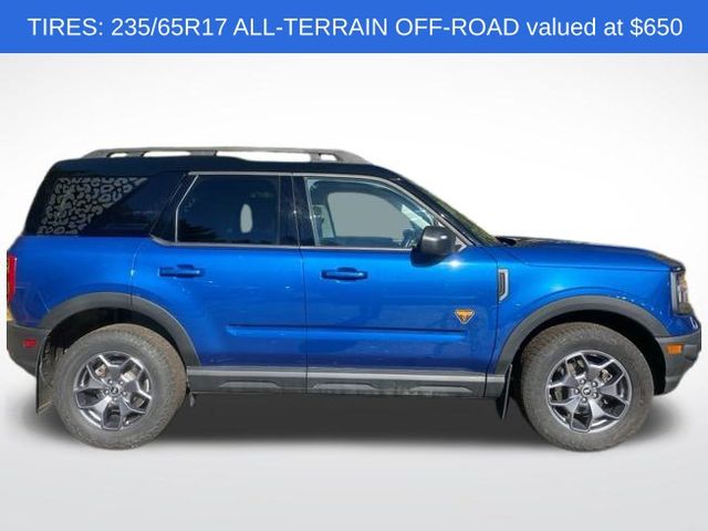 2023 Ford Bronco Sport Badlands photo 3