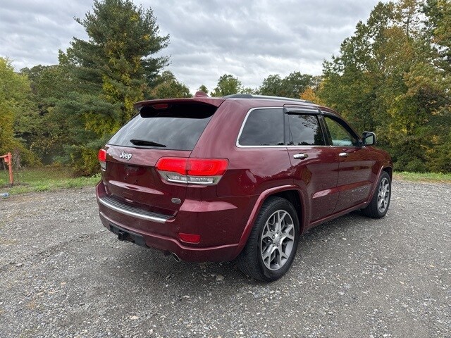 2020 Jeep Grand Cherokee Overland photo 2
