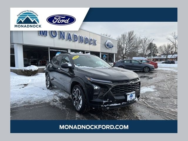 2024 Chevrolet Trax RS