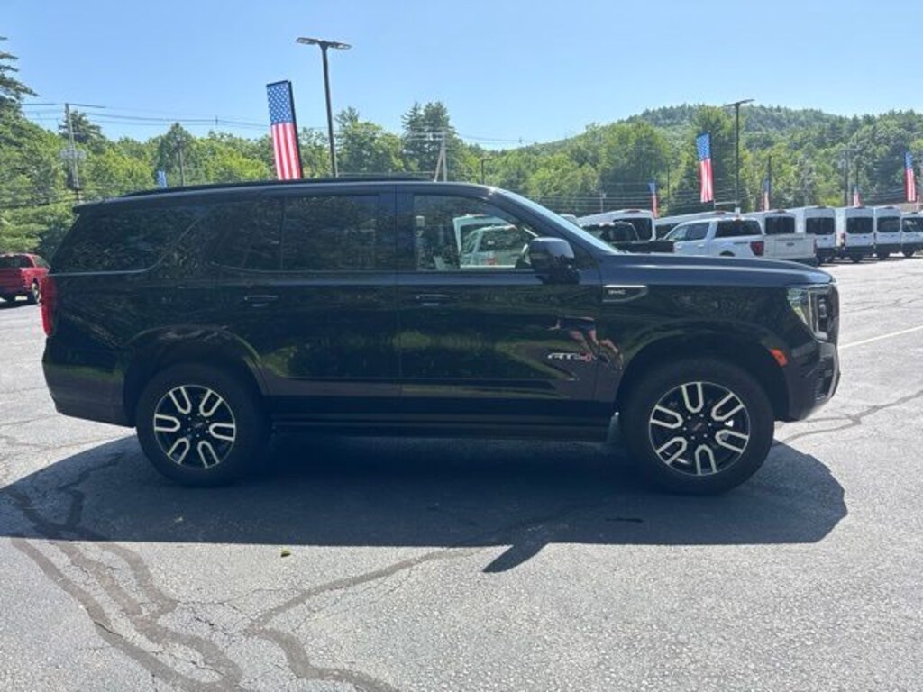 Used 2024 GMC Yukon AT4 SUV