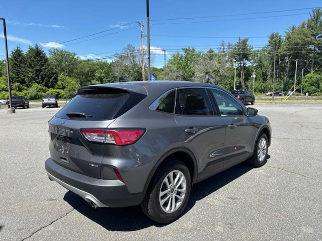 Used 2022 Ford Escape SE SUV