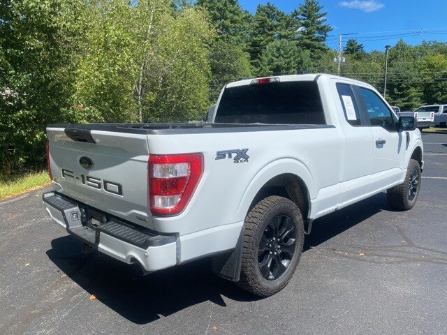 2023 Ford F-150 XL photo 2