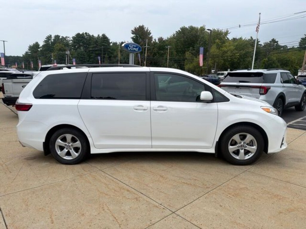 Used 2019 Toyota Sienna LE Van