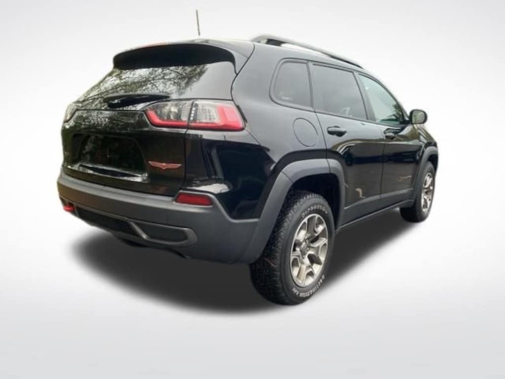 Used 2022 Jeep Cherokee Trailhawk SUV