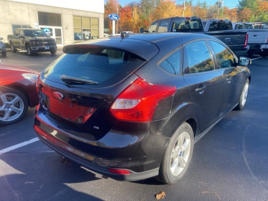 Used 2014 Ford Focus SE Hatchback