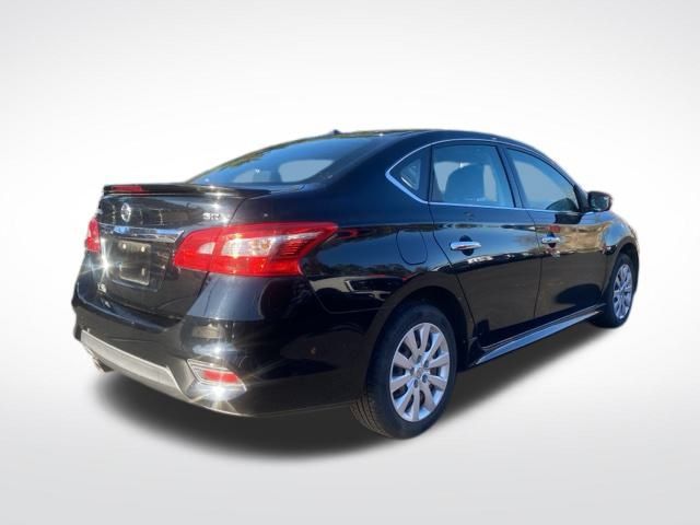 2016 Nissan Sentra SR photo 2