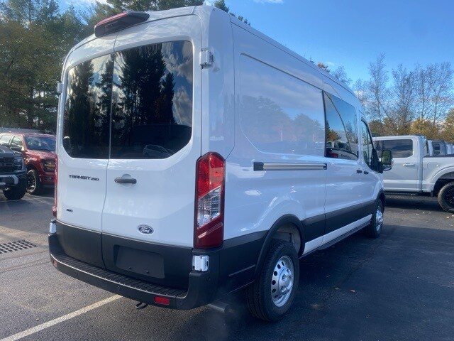 2026 Ford Transit Cargo Van photo 2