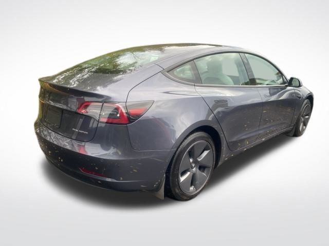 2022 Tesla Model 3 Long Range photo 3