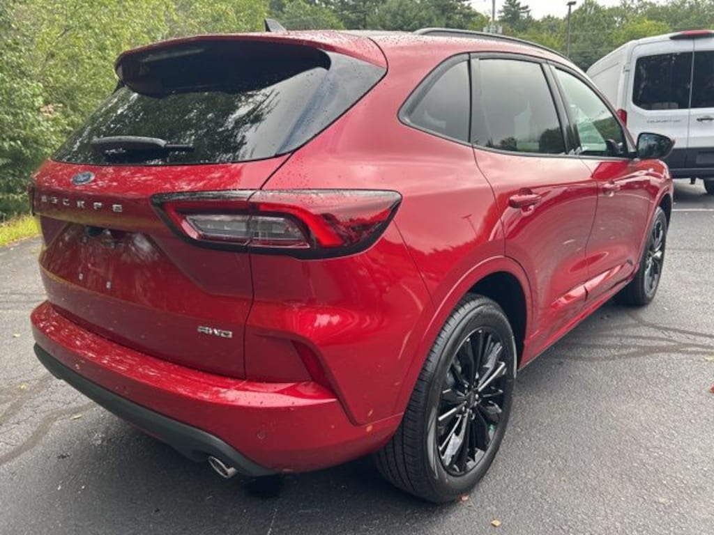 New 2025 Ford Escape ST-Line Elite SUV