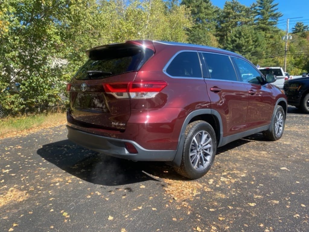 Used 2019 Toyota Highlander XLE SUV