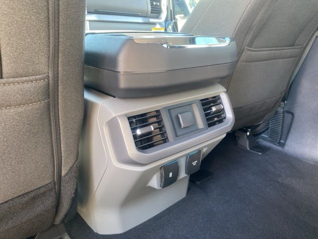2025 Ford F-150 XLT - Photo 19