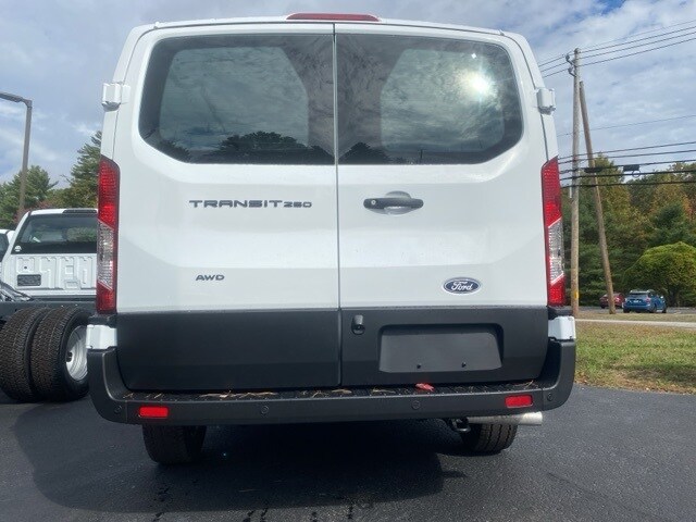 2026 Ford Transit Cargo Van photo 4