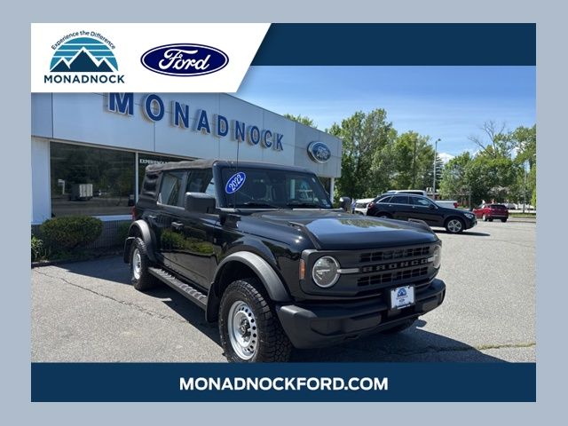 2022 Ford Bronco Base 4x4's photo