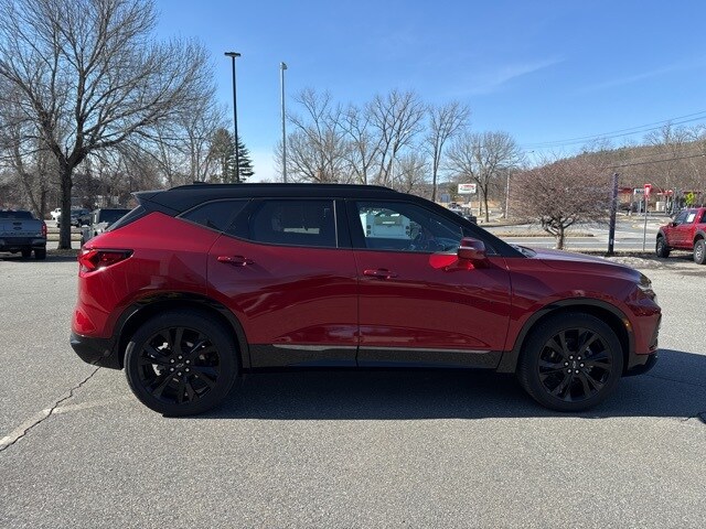 2022 Chevrolet Blazer RS photo 2