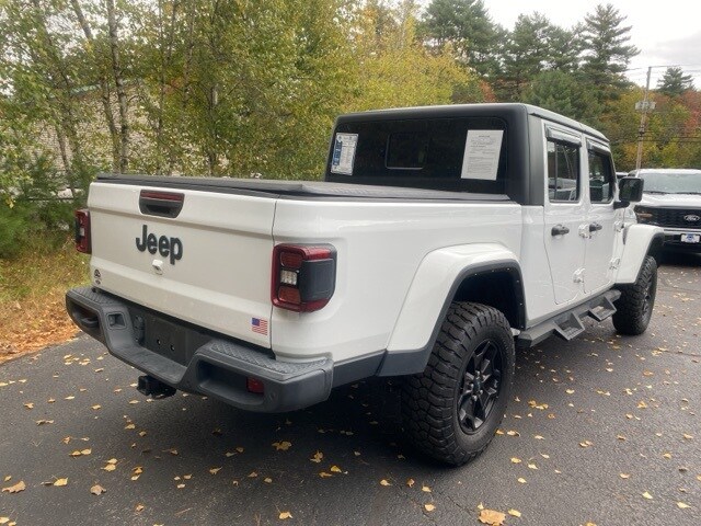 2021 Jeep Gladiator Willys photo 3
