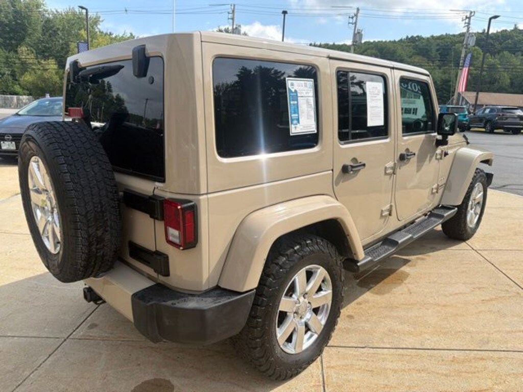 Used 2016 Jeep Wrangler JK Unlimited Unlimited Sahara SUV