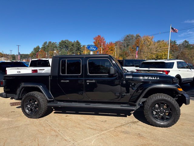 Used 2023 Jeep Gladiator Willys Truck Crew Cab
