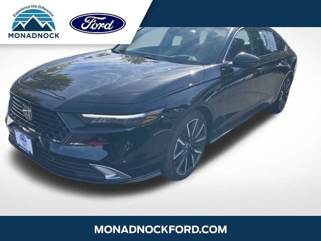 2025 Honda Accord Hybrid Touring's photo