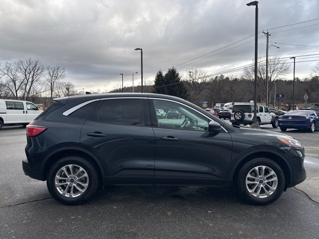 Used 2022 Ford Escape SE with VIN 1FMCU9G62NUB43463 for sale in Swanzey, NH