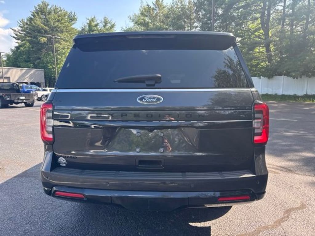Used 2023 Ford Expedition Max Limited SUV