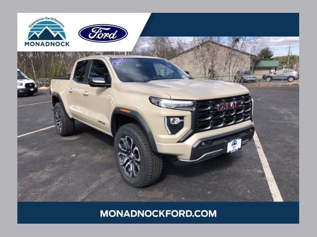 2023 GMC Canyon 4WD AT4 Crew Cab Short Box's photo