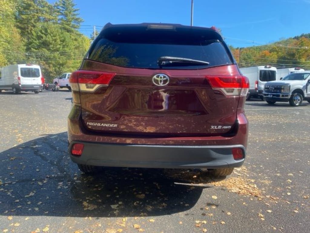 Used 2019 Toyota Highlander XLE SUV