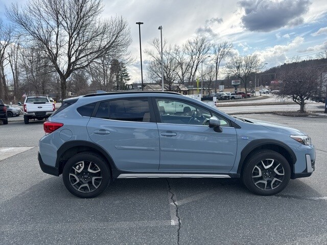 2023 Subaru Crosstrek Hybrid photo 2