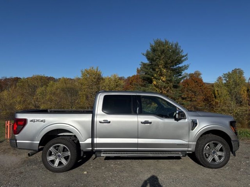 Used 2024 Ford F-150 XLT Truck SuperCrew Cab