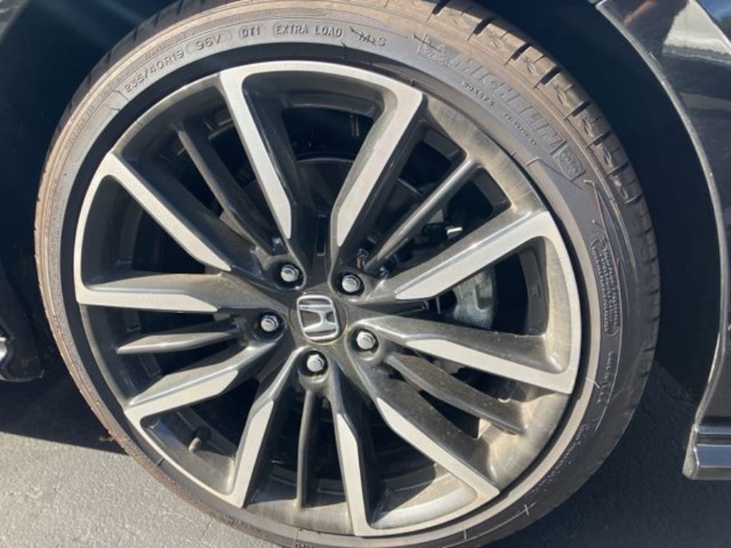 Used 2025 Honda Accord Hybrid Touring Sedan