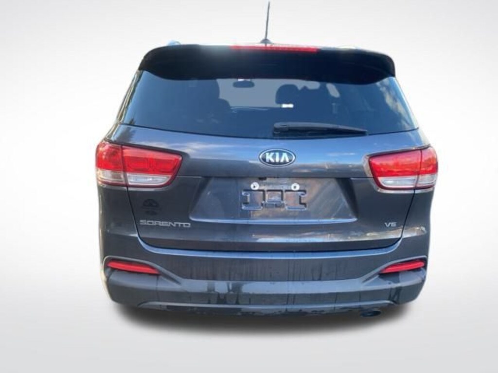 Used 2018 Kia Sorento 3.3L LX SUV