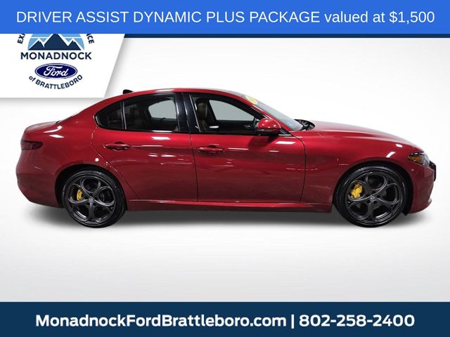 2019 Alfa Romeo Giulia Ti Sport Q4 photo 3