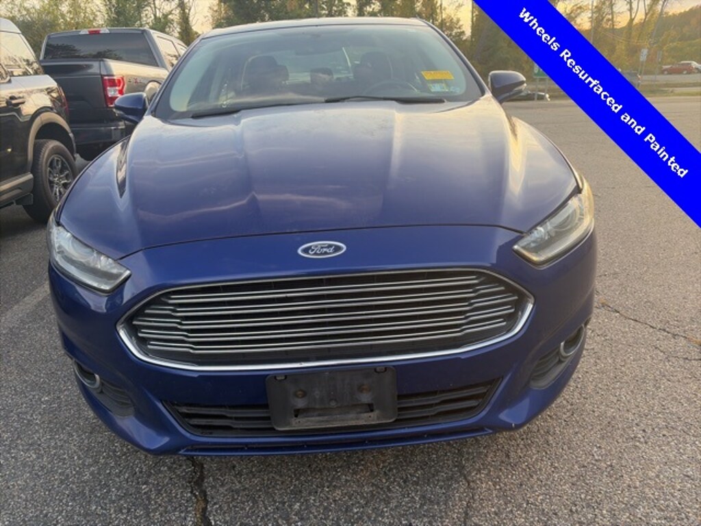 Used 2016 Ford Fusion SE Sedan