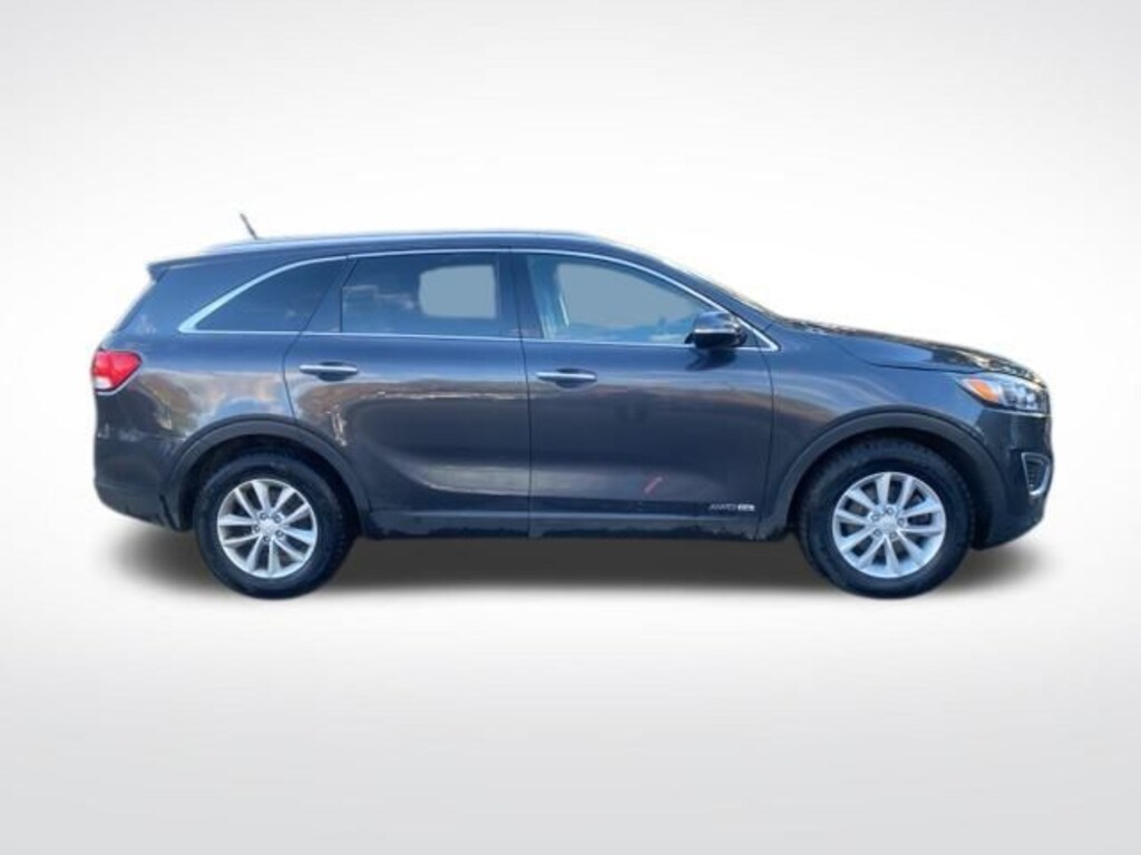 Used 2018 Kia Sorento 3.3L LX SUV