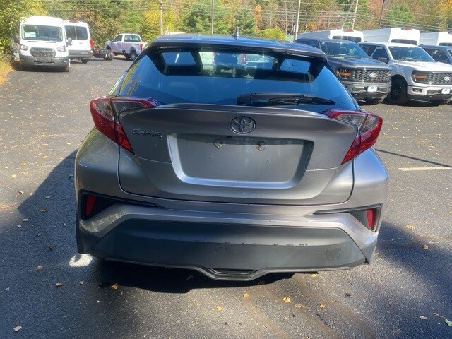 2018 Toyota C-HR XLE photo 4