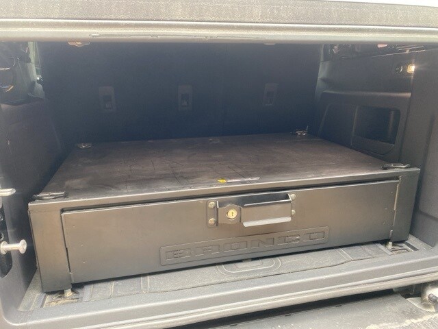 2022 Ford Bronco Badlands photo 3