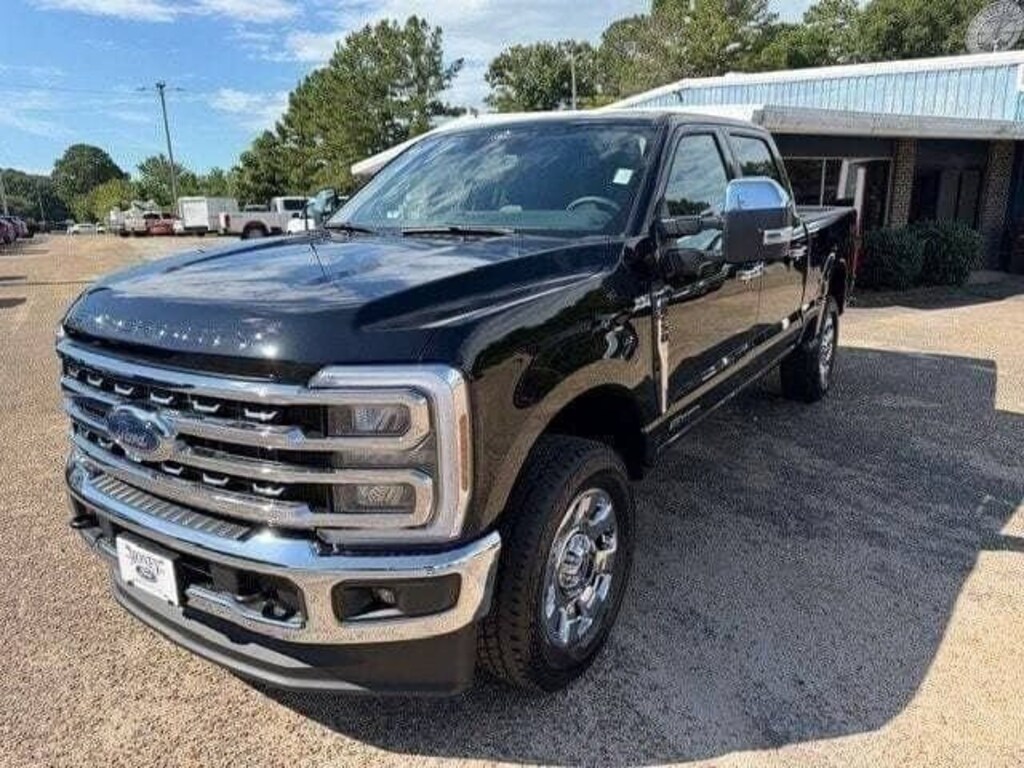 New 2026 Ford F-250SD Lariat Truck
