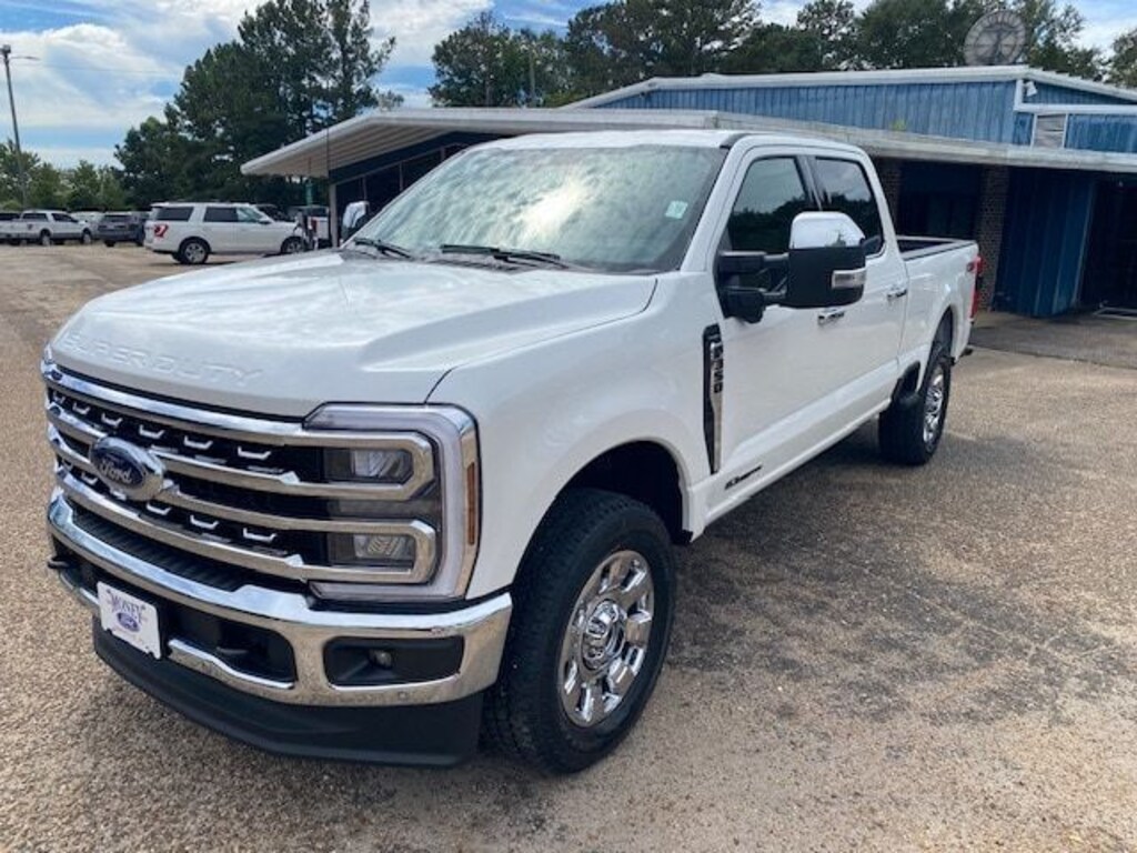New 2026 Ford F-350SD Lariat Truck