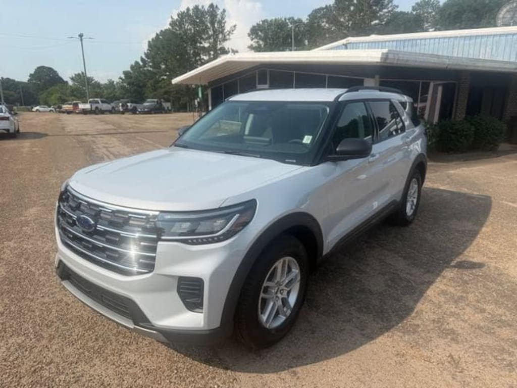 New 2026 Ford Explorer Active SUV