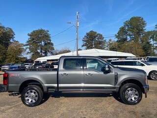 2026 Ford F-250 Lariat TRUCK