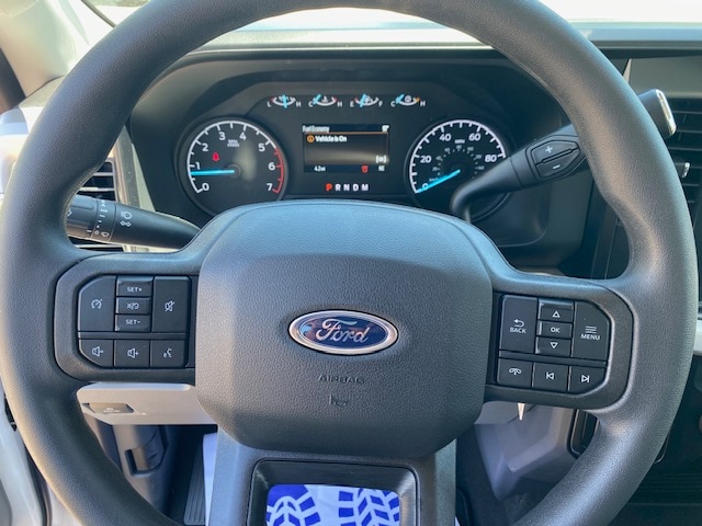2025 Ford F-350 Super Duty XL - Photo 12