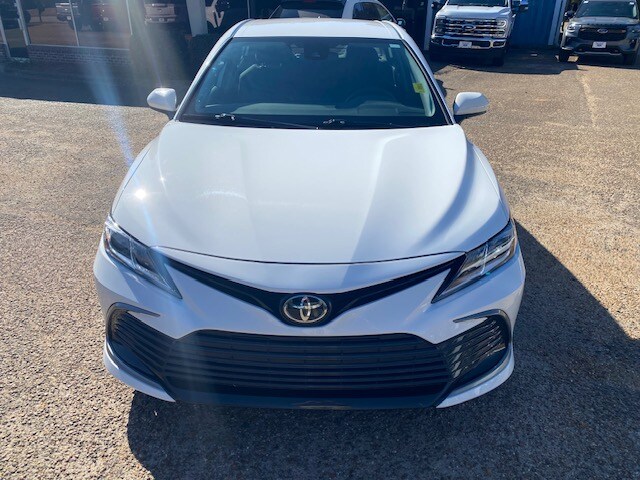 2024 Toyota Camry LE photo 2