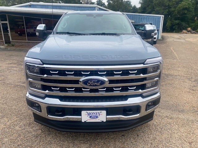 2025 Ford F-250 Lariat photo 3