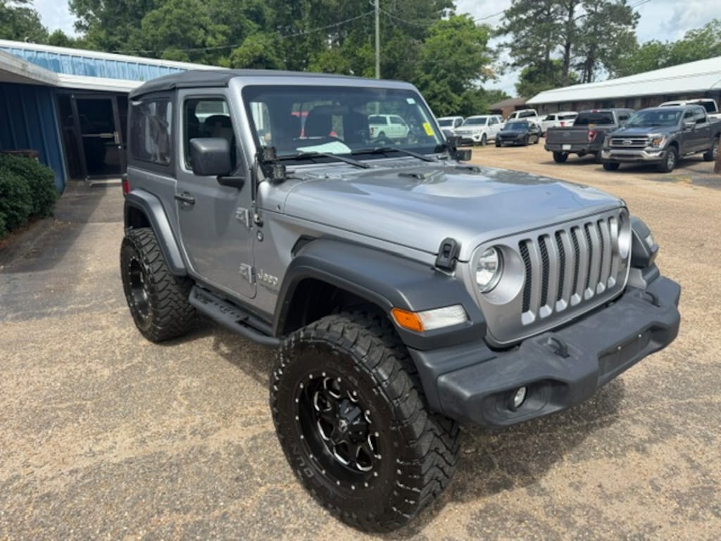Used 2020 Jeep Wrangler Sport SUV